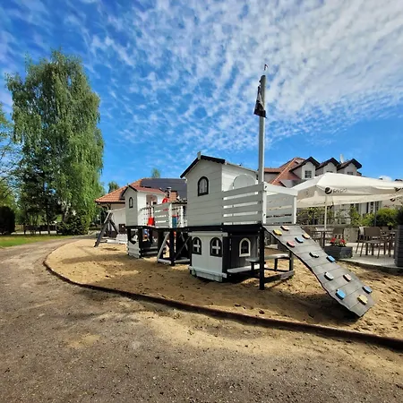 Houseboat - Ukiel Wellness & 3* Olsztyn (Warmian-Masurian)