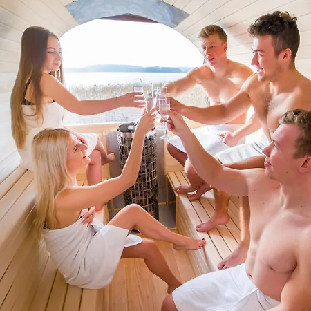 Houseboat - Ukiel Wellness & Hotel Olsztyn (Warmian-Masurian)