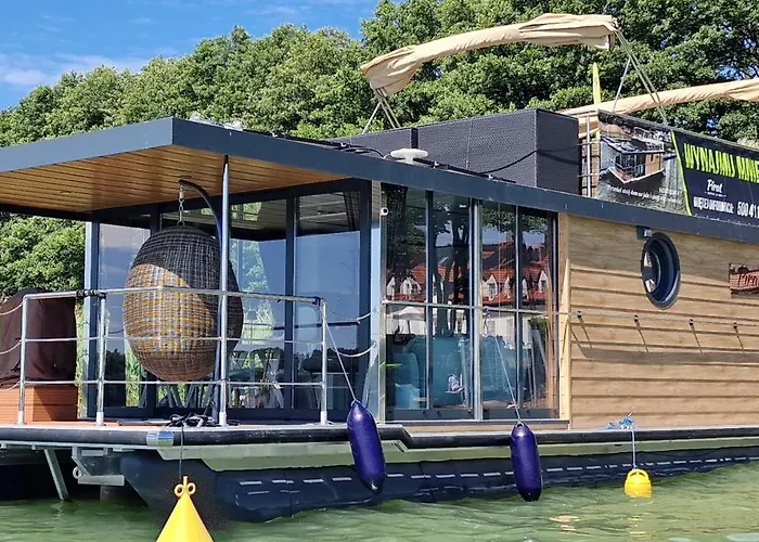 Hotel Houseboat - Ukiel Wellness &